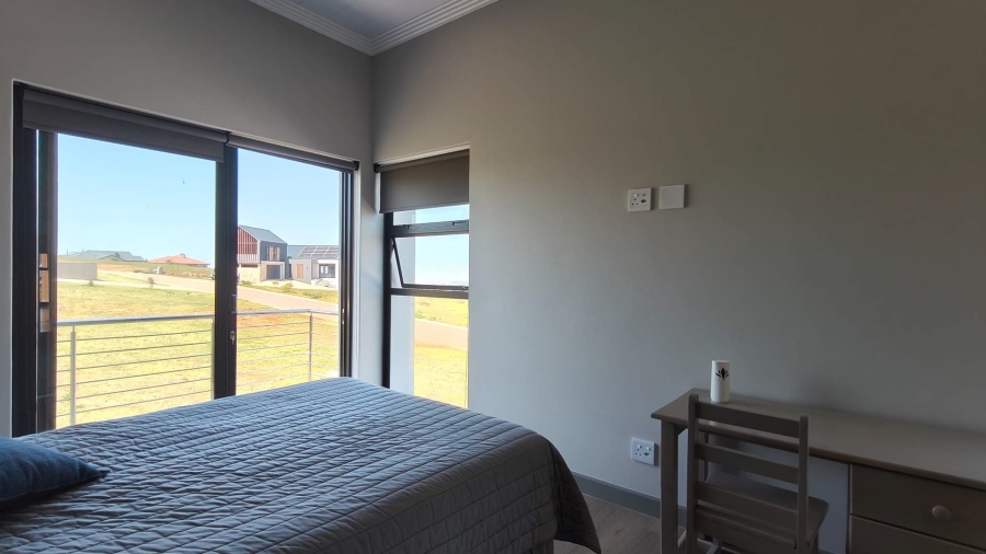 5 Bedroom Property for Sale in Outeniquasbosch Western Cape